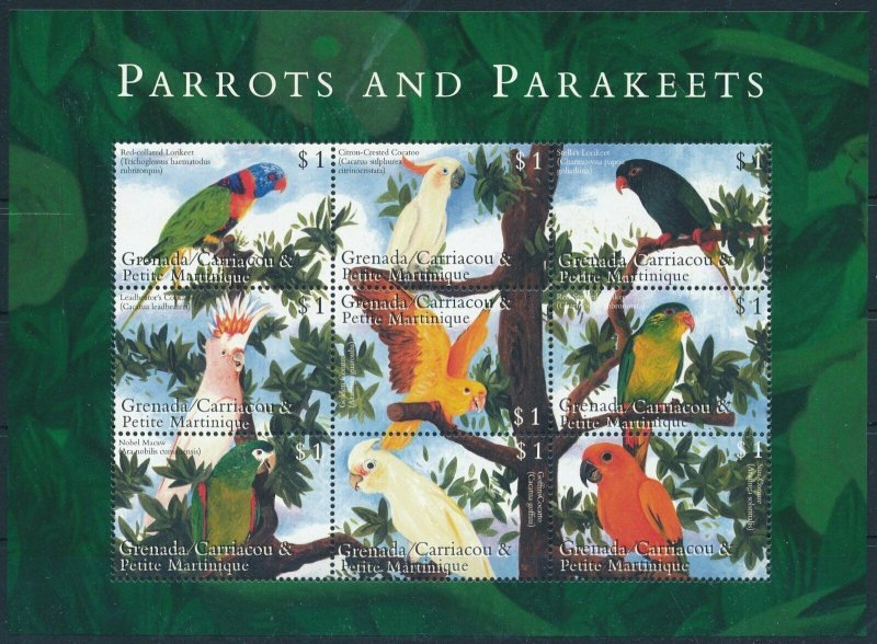 [108894] Carriacou Petite Martinique 2000 Birds Parrots Parakeet Mini sheet MNH