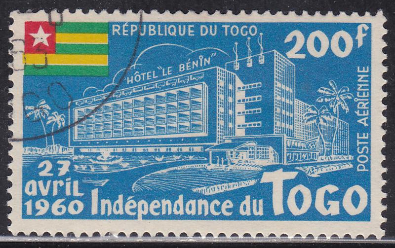 Togo C32 Hotel le Benin 1960