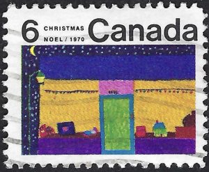 Canada #526 6¢ Christmas - Toy Store (1970). Used.