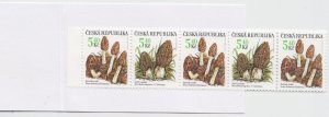 Czech Republic Scott 2x #3127a 3x #3127b 2000 booklet of 5 stamps MNH