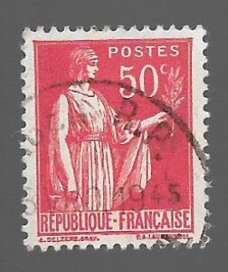 France 1932 - U - Scott #267 *