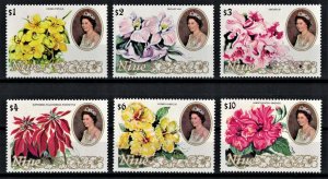 NIUE 1981 - Flowers/ complete set MNH (CV $45)