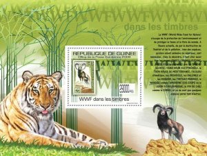 Guinea 2009 MNH - WWF on Stamps, Stamp of France. Mi 7050/BL1768