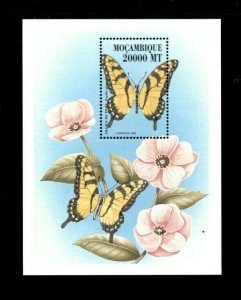 Mozambique 2000 - Butterflies - Stamp Souvenir Sheet - MNH