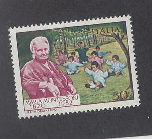 Italy Scott # 1018 Mint Never Hinged 