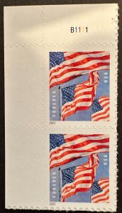 US # 5654 Flags pair w/plate # forever 2022 Mint NH