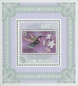 Stamp in Stamp Australia Bird Mini Sov. Sheet MNH