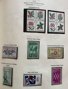 U.S.A., Scott album,  lots of stamps - see description