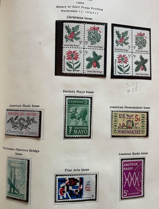 U.S.A., Scott album,  lots of stamps - see description