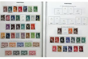 Portugal 1912/29 collection on old Yvert Teller pages to include good ran Stamps