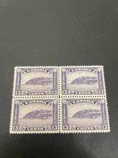 Canada sc 201 MNH+MH block of 4