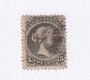 CANADA # 26 VF-5cts LARGE QUEEN PART  CANCEL CAT VAL $150