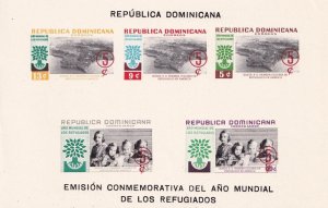 SA12e Dominican Republic 1960 World Refugee Year Surcharged minisheet imperf