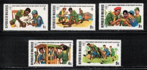 MALDIVES Scott # 427-31 MH - Boy Scouts a