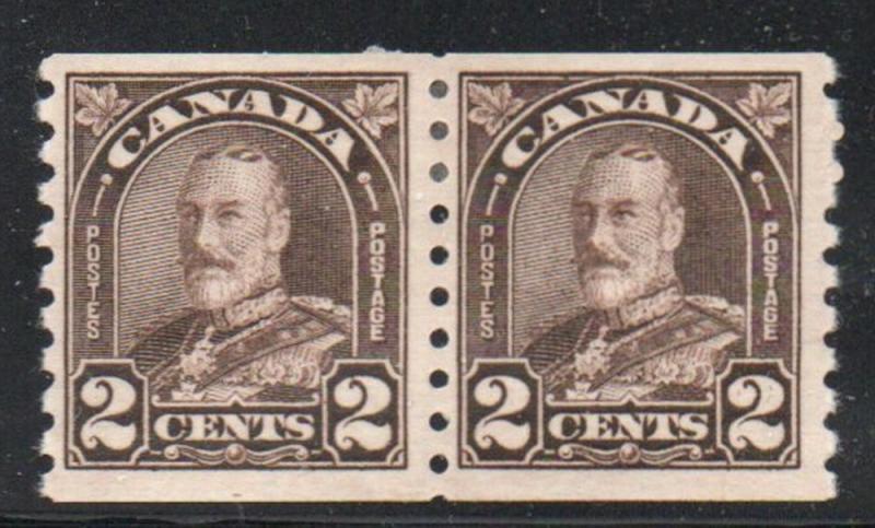 Canada Sc 182 1931 2 c brown G V arch issue  coil stamp pair mint