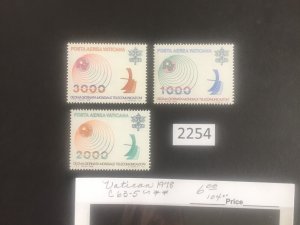 $1 World MNH Stamps (2254) Vatican City #C63-65, set of 3 see image