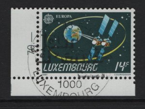 Luxembourg  #851  used  1991   Europa  satellites   14fr