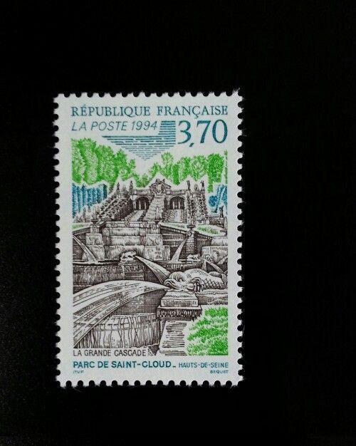 1994 France The Great Cascade, St. Cloud Park Scott 2437 Mint F/VF NH