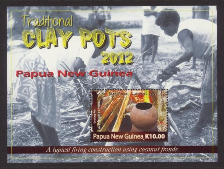 Papua New Guinea Sc# 1627 MNH Traditional Clay Pots (S/S)