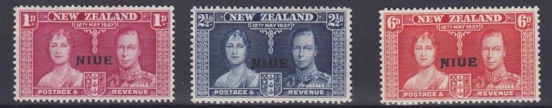 NIUE   1937  S G  72 - 74   CORONATION SET   MNH