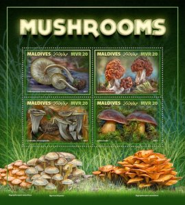 MALDIVES - 2017 - Mushrooms - Perf 4v Sheet - Mint Never Hinged