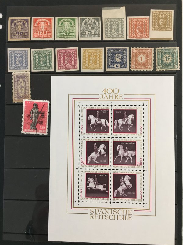 Austria collection 330 all different mint/used stamps SCV $100