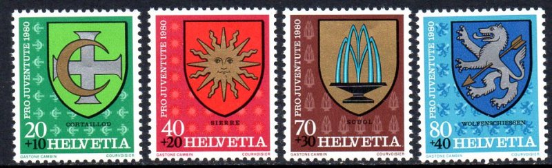 SWEDEN B475-B478 MNH SCV $4.90 BIN $2.95 COATS OF ARMS