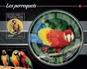 2015 TOGO MNH. PARROTS    | Y&T Code: 985  |  Michel Code: 6698 / Bl.1155