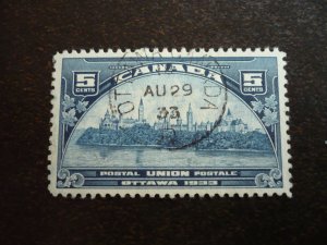 Stamps - Canada - Scott# 202 - Used Set of 1 Stamp