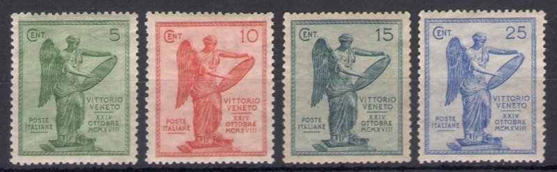 1921 Italy - Kingdom, No. 119-22, 3 Anniversary of Victory, 4 Values - MNH**