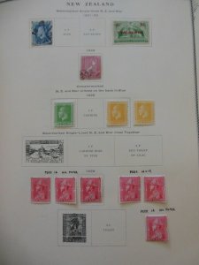 EDW1949SELL : NEW ZEALAND An Exceptional 20th Century collection. Catalog $18479