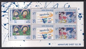 New Zealand B126a Children's Paintings Souvenir Sheet MNH VF