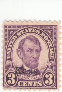 Scott #661 - 3 cent Violet - Lincoln - Mint Hinged