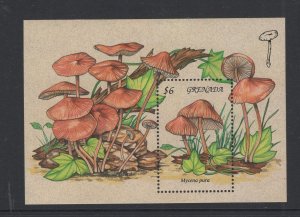 Grenada #2324  (1994 Mushroom sheet) VFMNH CV $6.00