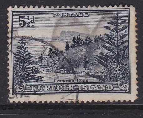 1947 Norfolk Island Ball Bay 5 1/2d Used SG8