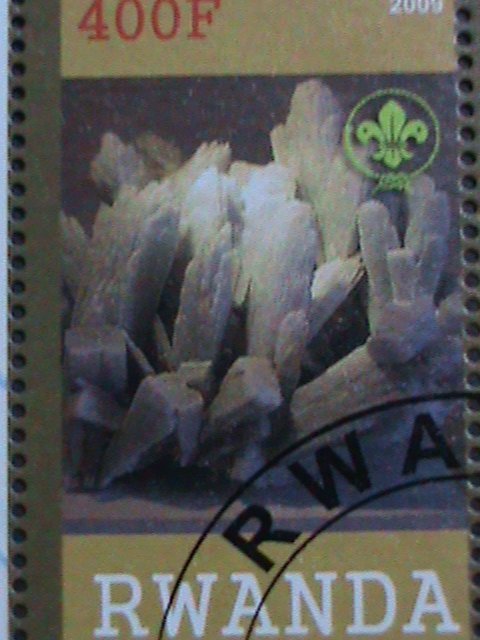 RWANDA-2009- WORLD FAMOUS MINERIALS & PREHISTORY ANIMALS CTO SHEET VERY FINE