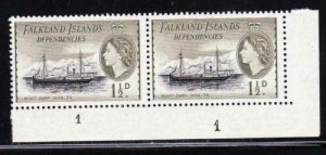 Album Treasures Falkland Is Scott #1L21 1 1/2p Elizabeth Ship Pair Mint LH-