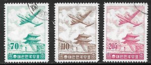 KOREA SOUTH 1957 DC-7 Over East Gate Seoul Airmail Set Sc C20-C22 VFU