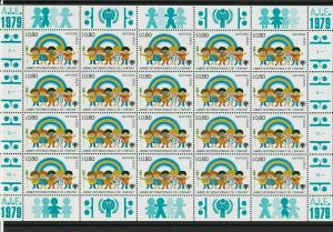 United Nations 1979 Save the Children Blue Mint Never Hinged Stamps Sheet R18427