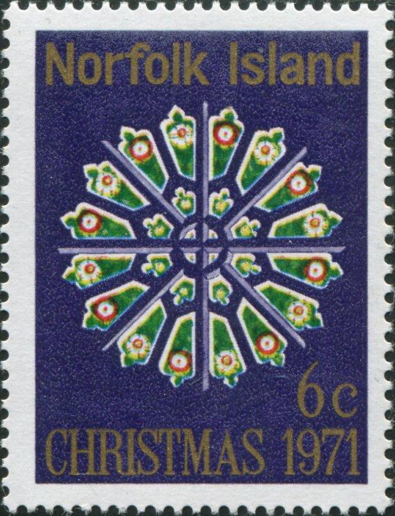 Norfolk Island 1971 SG125 6c Christmas stained-glass window MNH