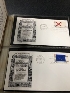 USPS First Day Cover Album - Flags - Birds & Flowers ( 99 Covers ).