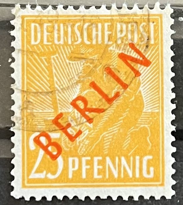 Berlin #9N27 Used- SCV=$35.00