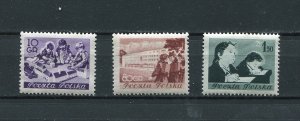 POLAND 1953 CHILDREN AT PLAY SCOTT 605-607 PERFECT MNH