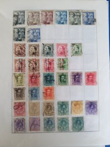 Lot Old Spain used/unused hinged