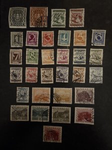 AUSTRIA 1922-1927 Stamp Lot Used T19720