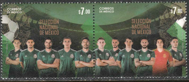 MEXICO 3103a, MEXICAN NATIONAL SOCCER TEAM. SE-TENANT PAIR. MINT, NH. VF.