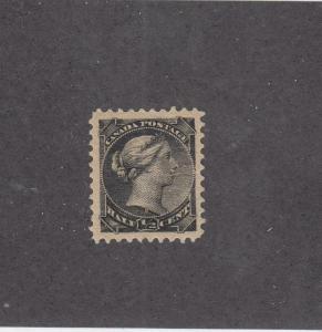 CANADA  # 34  VF-MH 1/2cts  1882 QV SMALL QUEEN / BLACK CAT VALUE $30