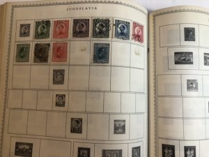 The New World Wide Postage Stamp Album Lots Of Old Stamps