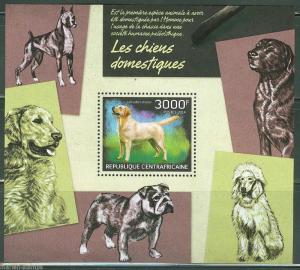 CENTRAL AFRICA 2014 DOMESTIC DOGS SOUVENIR SHEET MINT NH