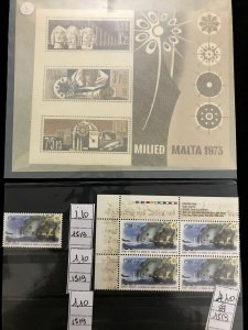 Commonwealth Australia Large Old/Modern M&U Accumulation Lot(AD913